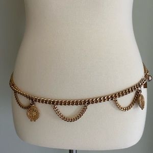 Vintage Bill Blass gold tone chain belt
